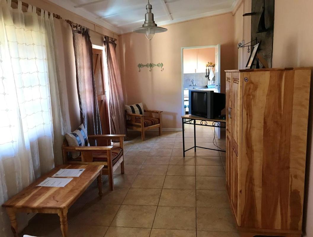 Die Katte Guest House Cottages- Vosburg Dış mekan fotoğraf